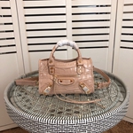 スーパーコピーバレンシアガバッグ